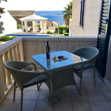 Apartments Villa Jadranka Adults Only Bol Exterior photo